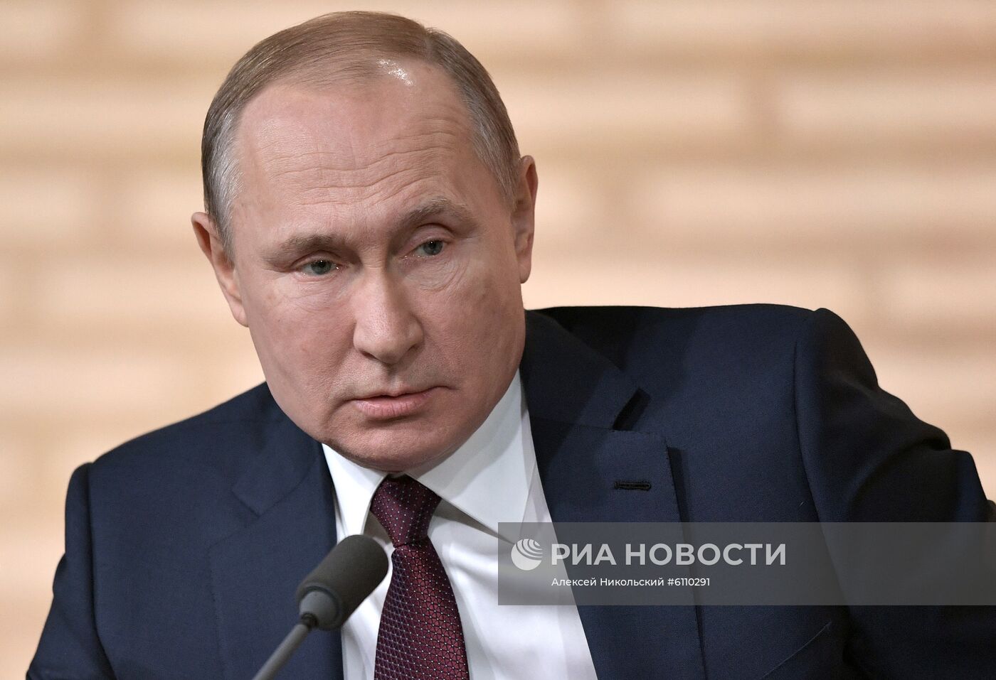 Ежегодная большая пресс-конференция президента РФ В. Путина