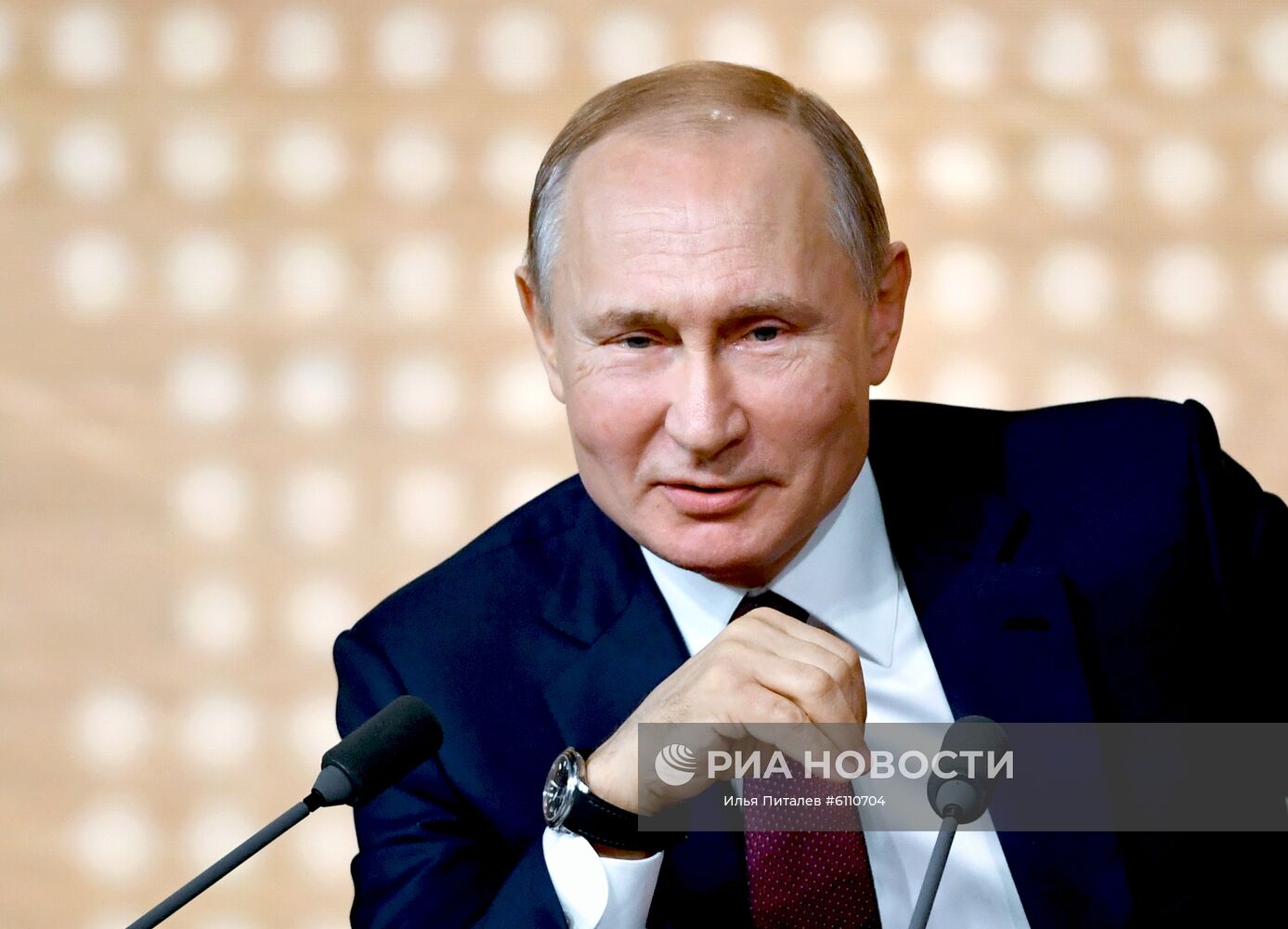 Ежегодная большая пресс-конференция президента РФ В. Путина