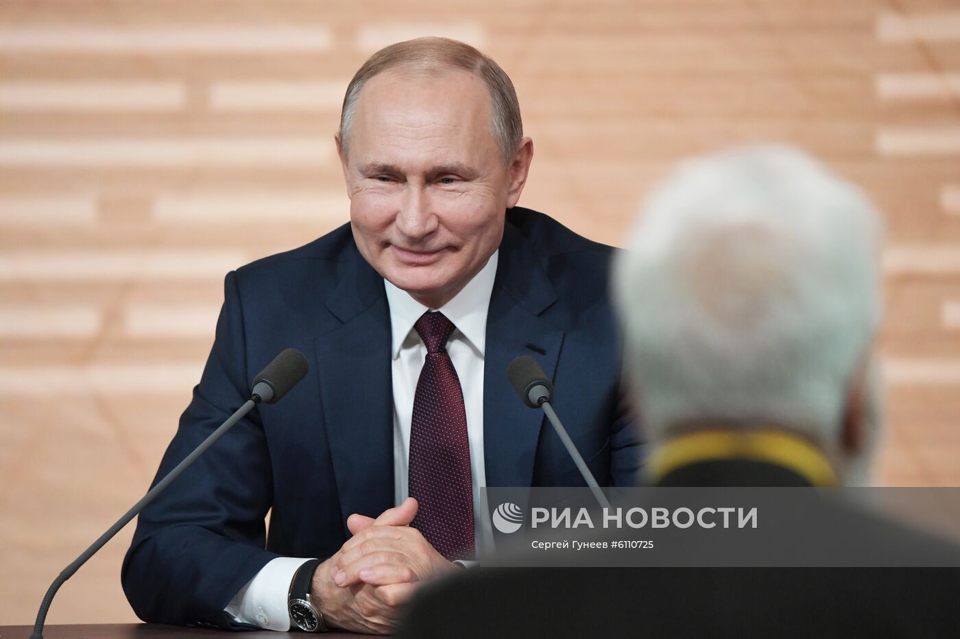 Ежегодная большая пресс-конференция президента РФ В. Путина