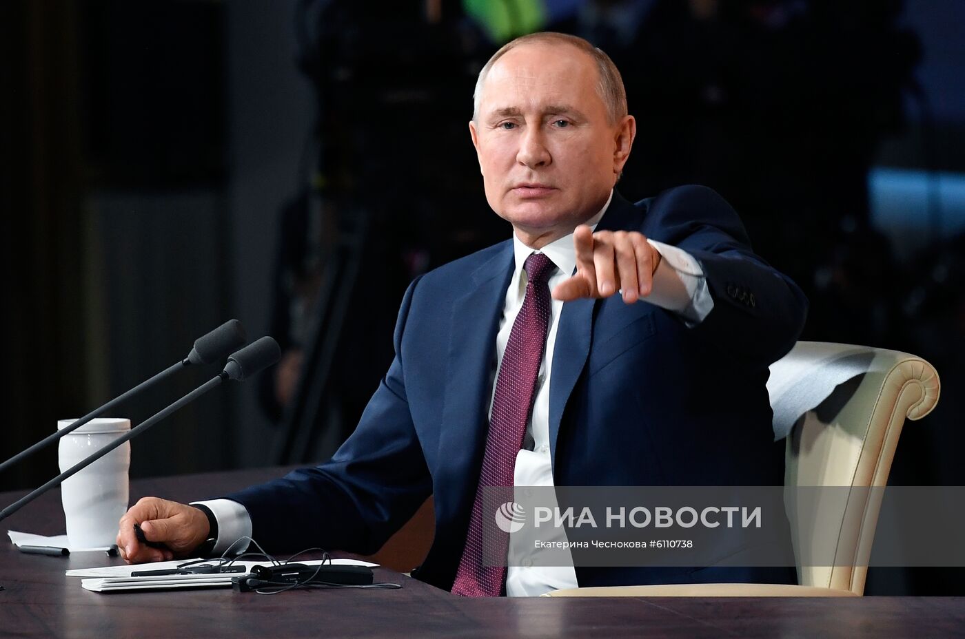 Ежегодная большая пресс-конференция президента РФ В. Путина