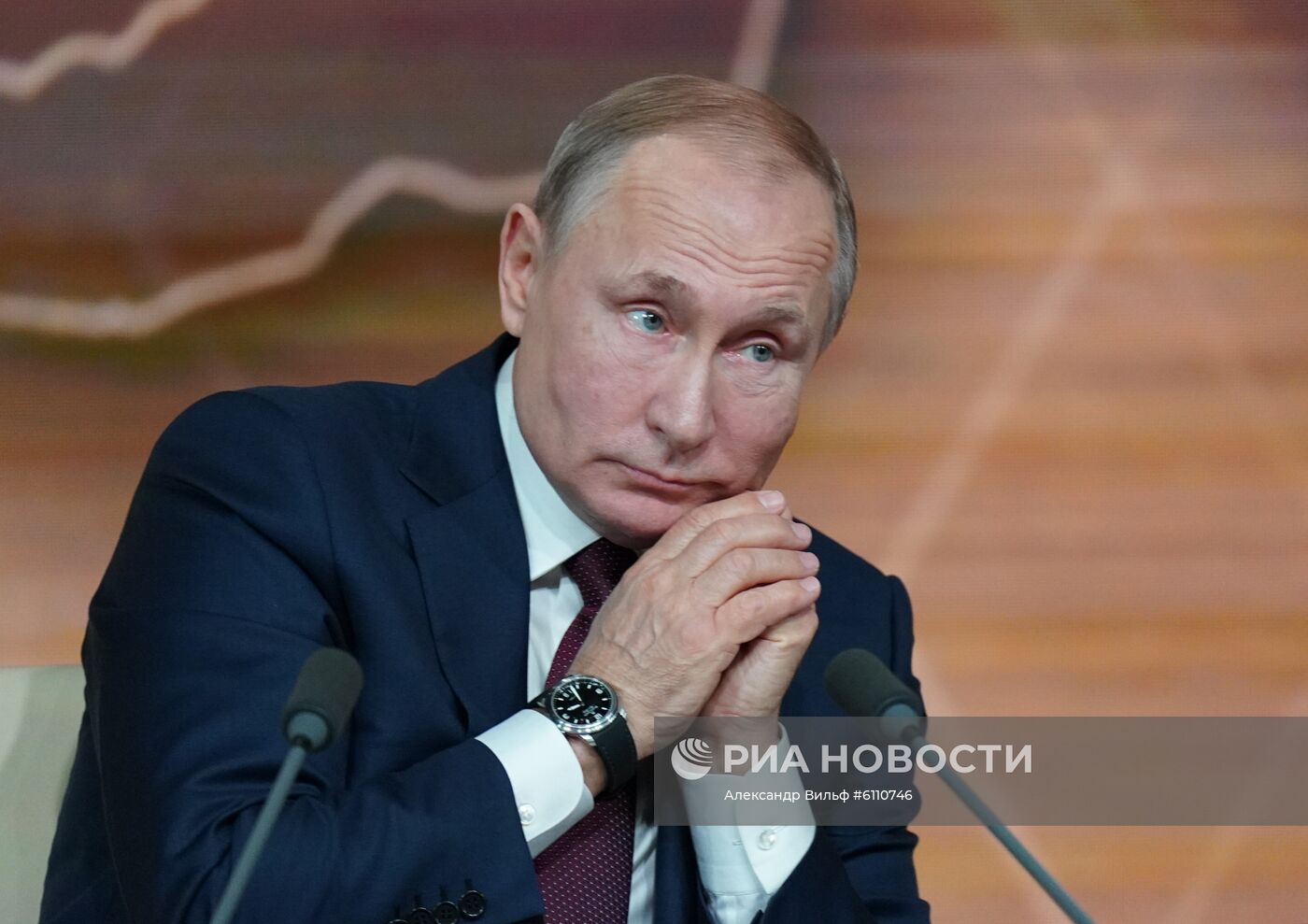 Ежегодная большая пресс-конференция президента РФ В. Путина