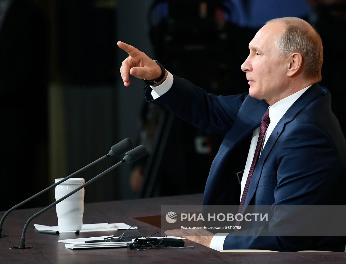 Ежегодная большая пресс-конференция президента РФ В. Путина