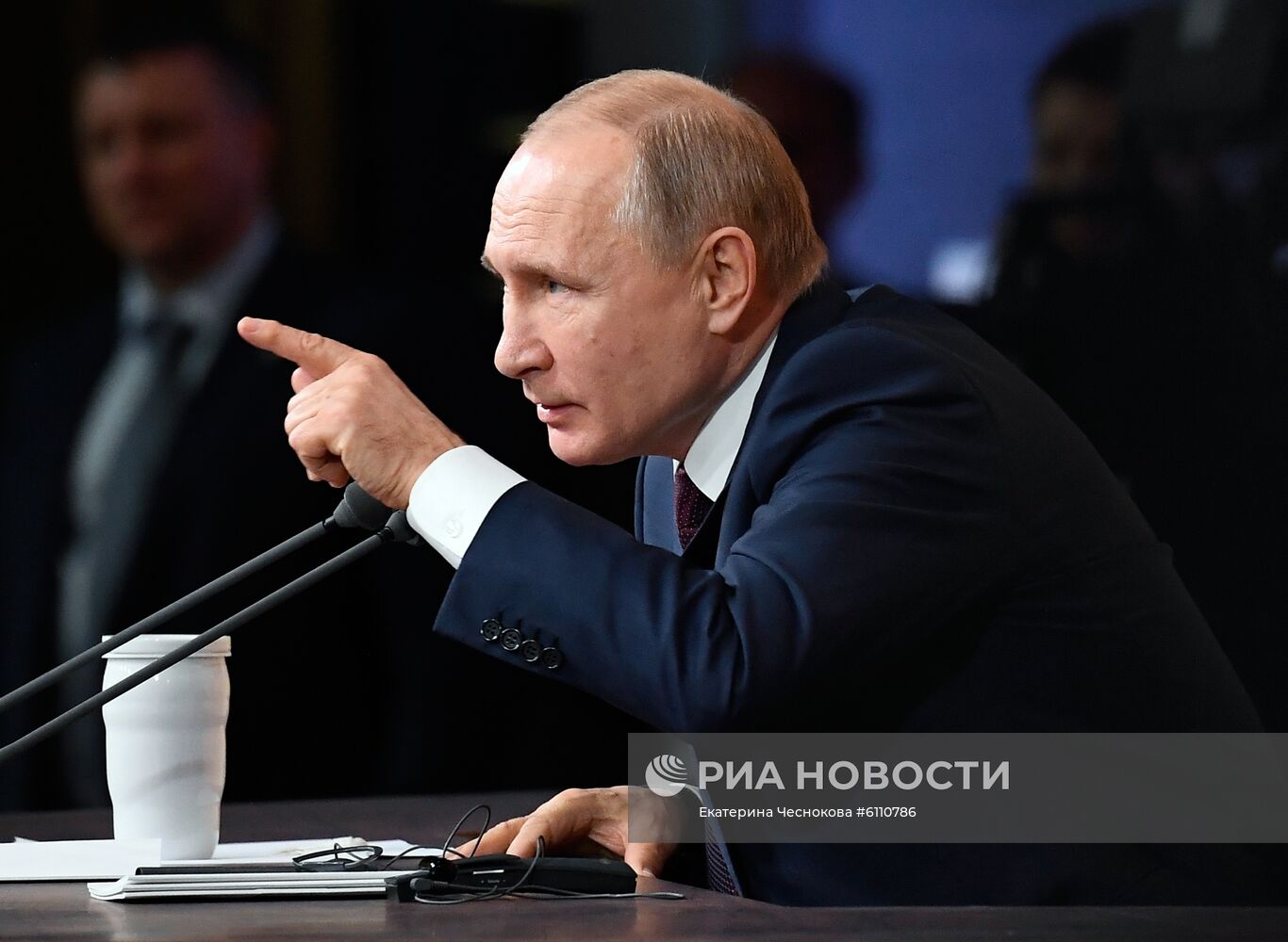 Ежегодная большая пресс-конференция президента РФ В. Путина