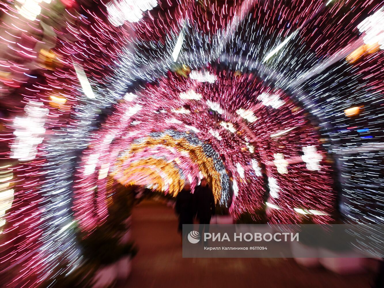 Новогоднее украшение центральных площадей Москвы