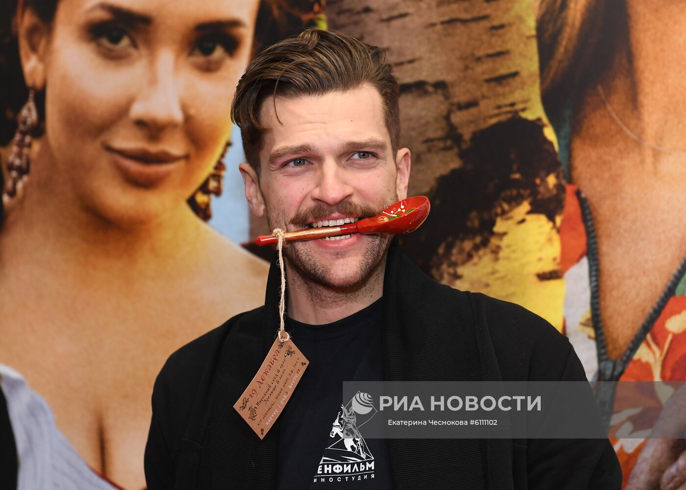 Актер Кирилл Нагиев на премьере фильма Клима Шипенко "Холоп" в кинотеатре "КАРО 11 Октябрь" на Новом Арбате. Место: Россия, Москва. Автор: Екатерина Чеснокова/РИА Новости. Премьера фильма "Холоп" режиссера К. Шипенко