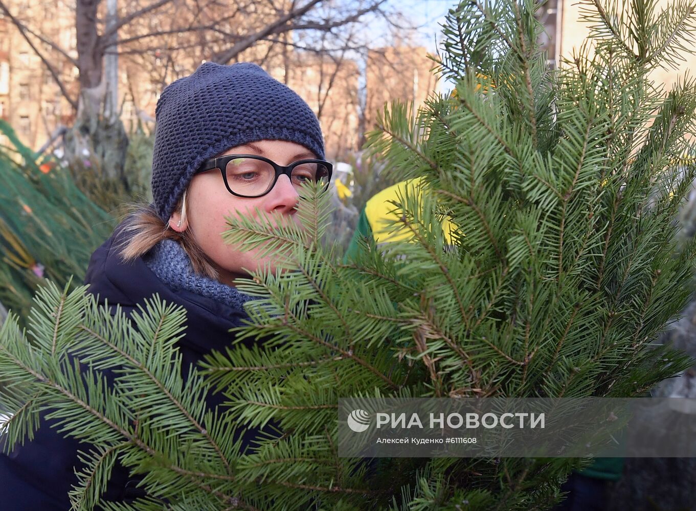 Открытие елочных базаров в Москве