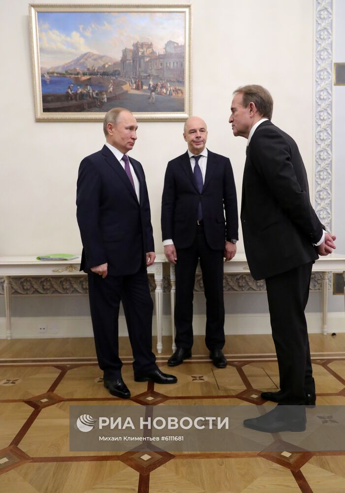 Рабочая поездка президента РФ В. Путина в Санкт-Петербург