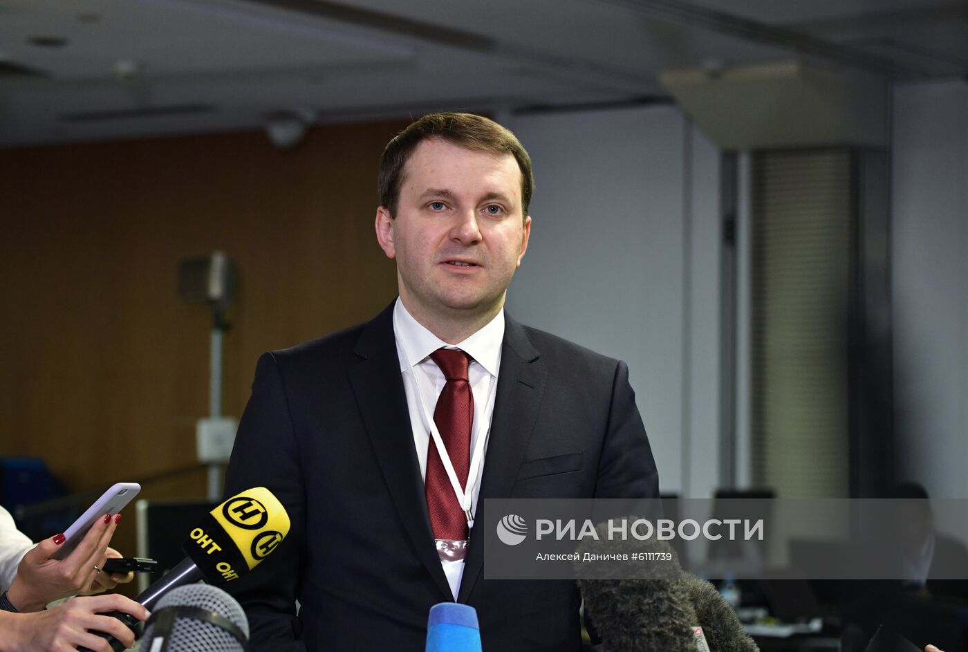 Рабочая поездка президента РФ В. Путина в Санкт-Петербург