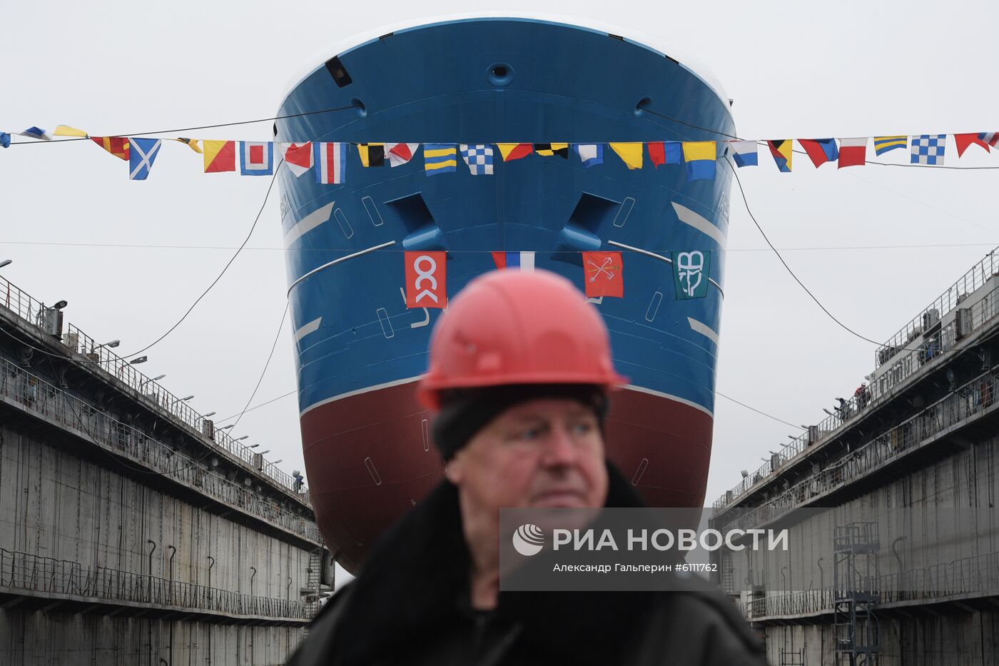 Cпуск на воду судна "Гандвик-1" в Санкт-Петербурге