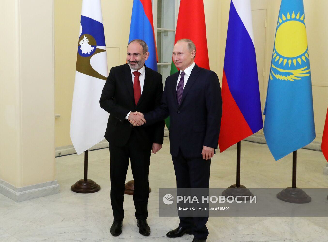 Рабочая поездка президента РФ В. Путина в Санкт-Петербург