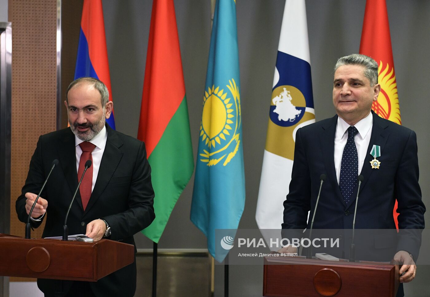 Рабочая поездка президента РФ В. Путина в Санкт-Петербург