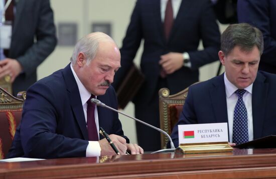 Рабочая поездка президента РФ В. Путина в Санкт-Петербург