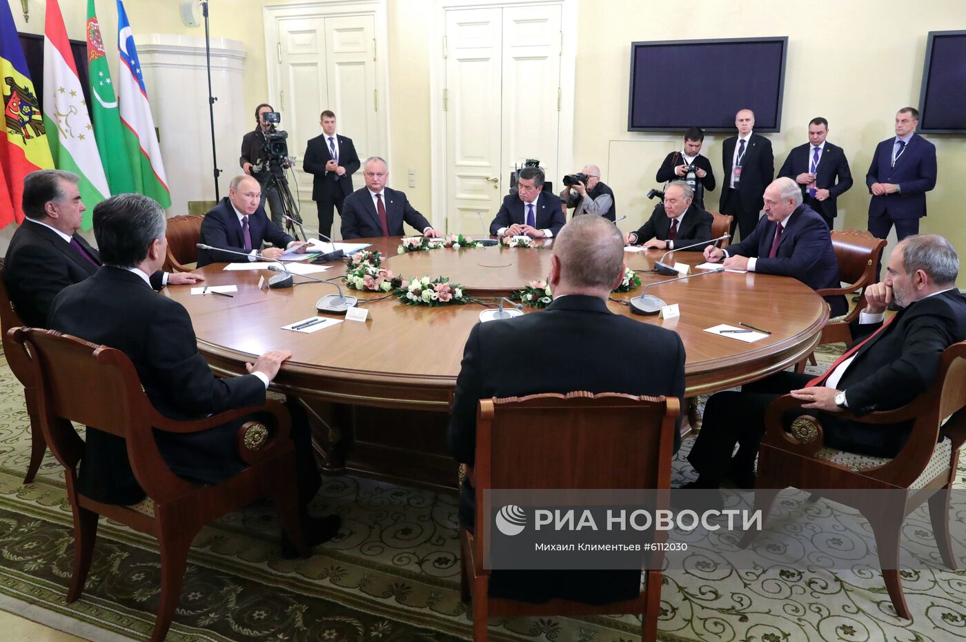 Рабочая поездка президента РФ В. Путина в Санкт-Петербург