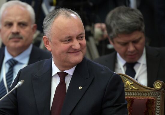 Рабочая поездка президента РФ В. Путина в Санкт-Петербург