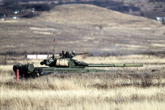 "Танковый биатлон" в Крыму