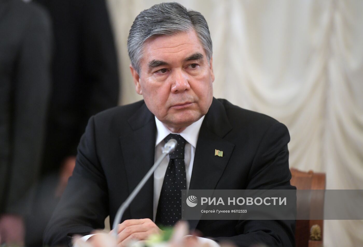 Рабочая поездка президента РФ В. Путина в Санкт-Петербург