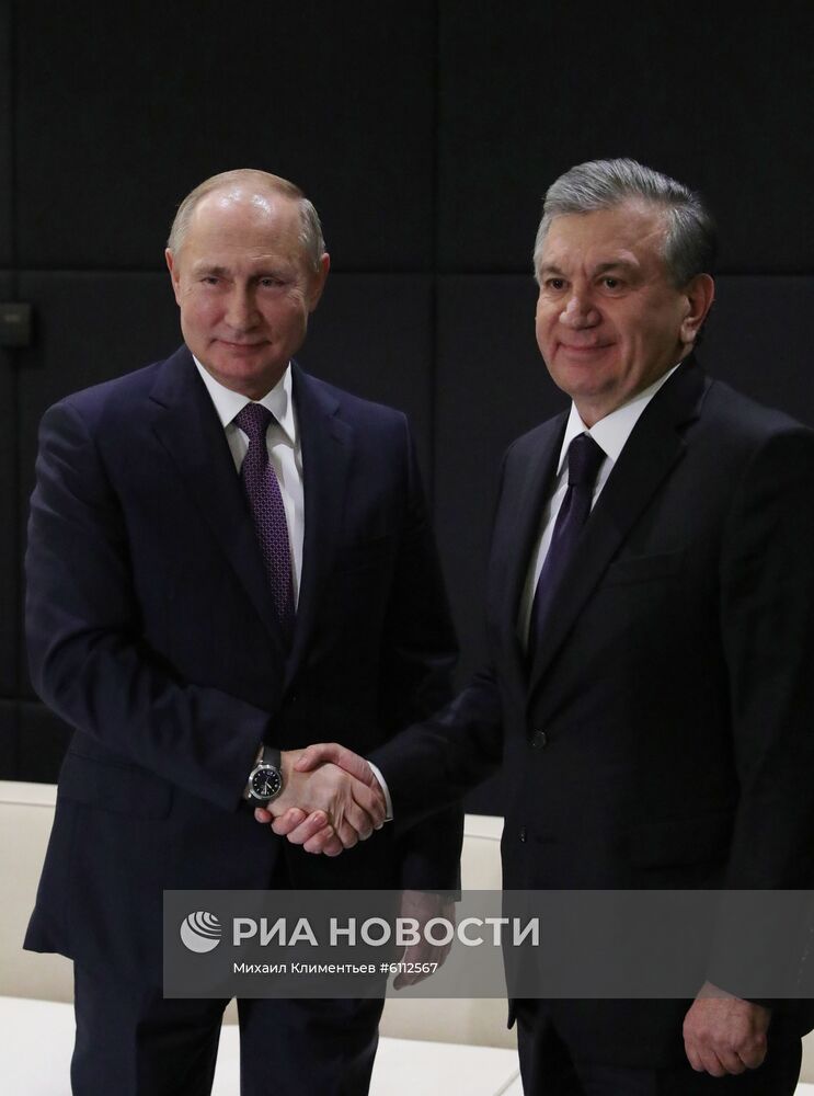 Рабочая поездка президента РФ В. Путина в Санкт-Петербург