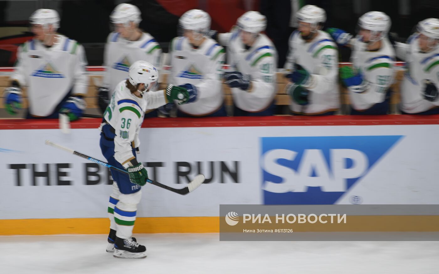 Хоккей. КХЛ. Матч "Авангард" "Салават Юлаев"