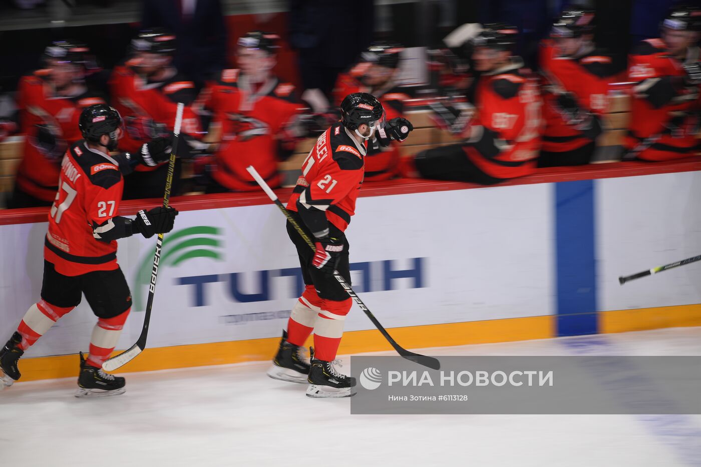 Хоккей. КХЛ. Матч "Авангард" "Салават Юлаев"