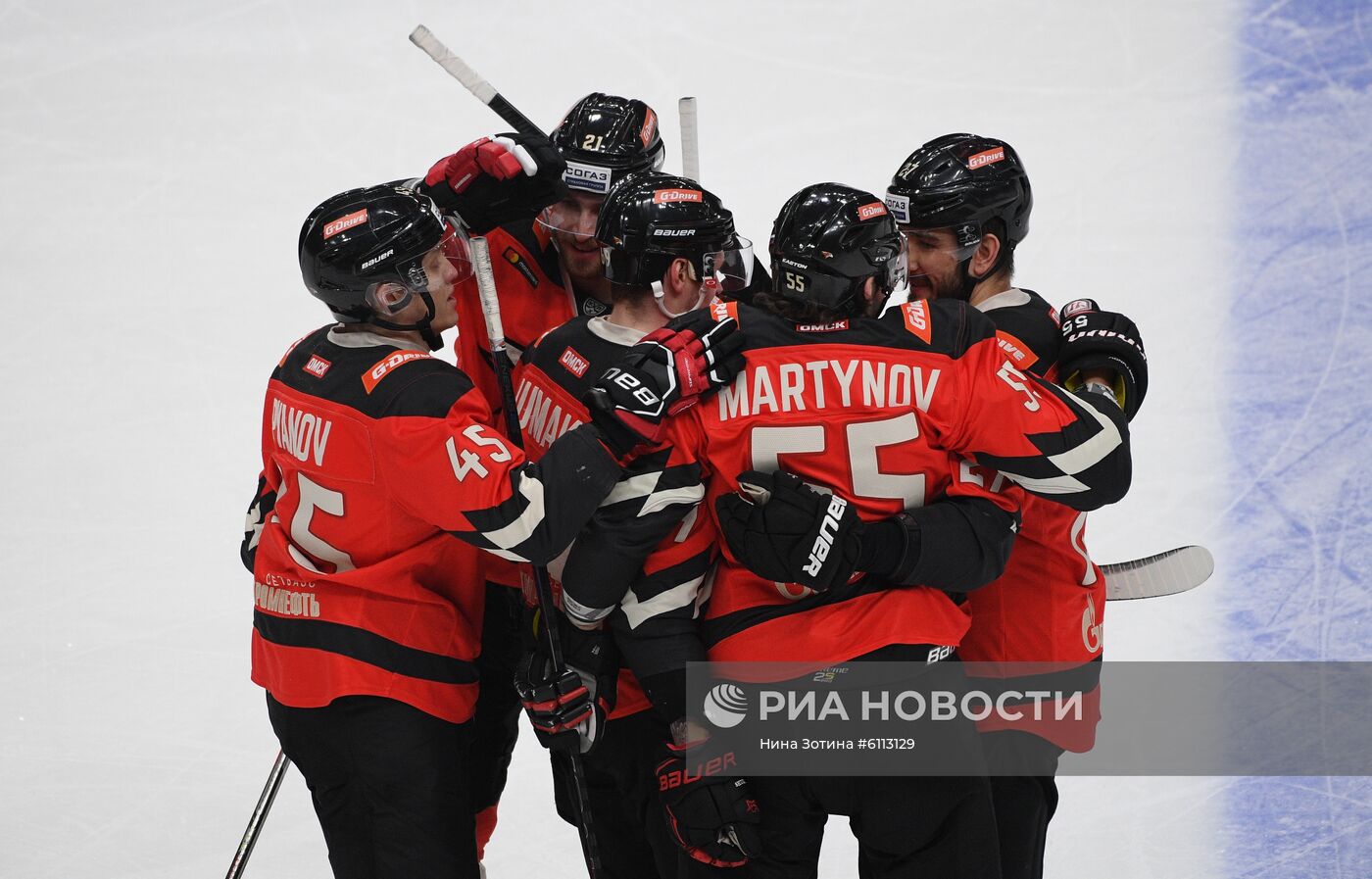 Хоккей. КХЛ. Матч "Авангард" "Салават Юлаев"