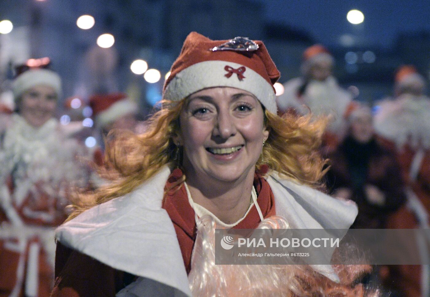 Забег "Дедов Морозов" в Санкт-Петербурге