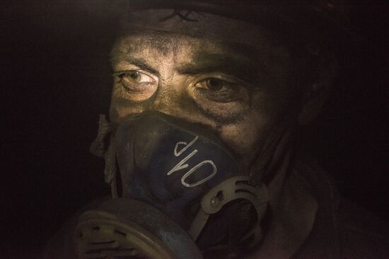 Шахта "Мащинская" в Луганской области