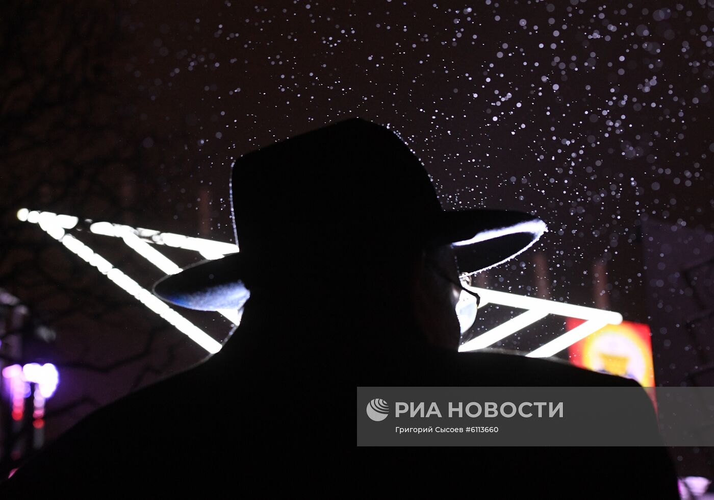 Церемония зажжения первой ханукальной свечи