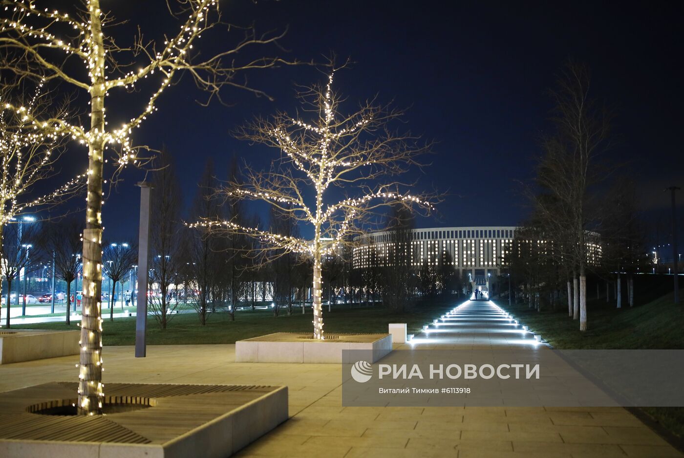 Новогоднее украшение парка "Краснодар"