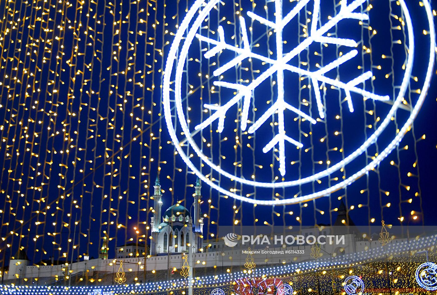 Новогоднее украшение Казани