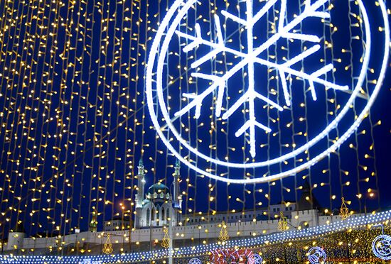 Новогоднее украшение Казани