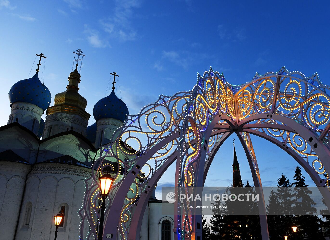 Новогоднее украшение Казани