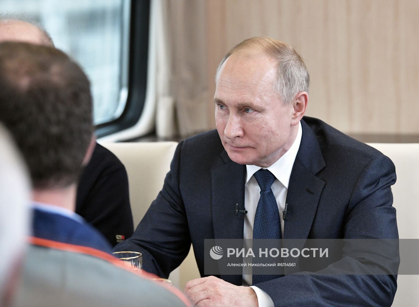 Президент РФ В. Путин открыл железнодорожное движение по Крымскому мосту