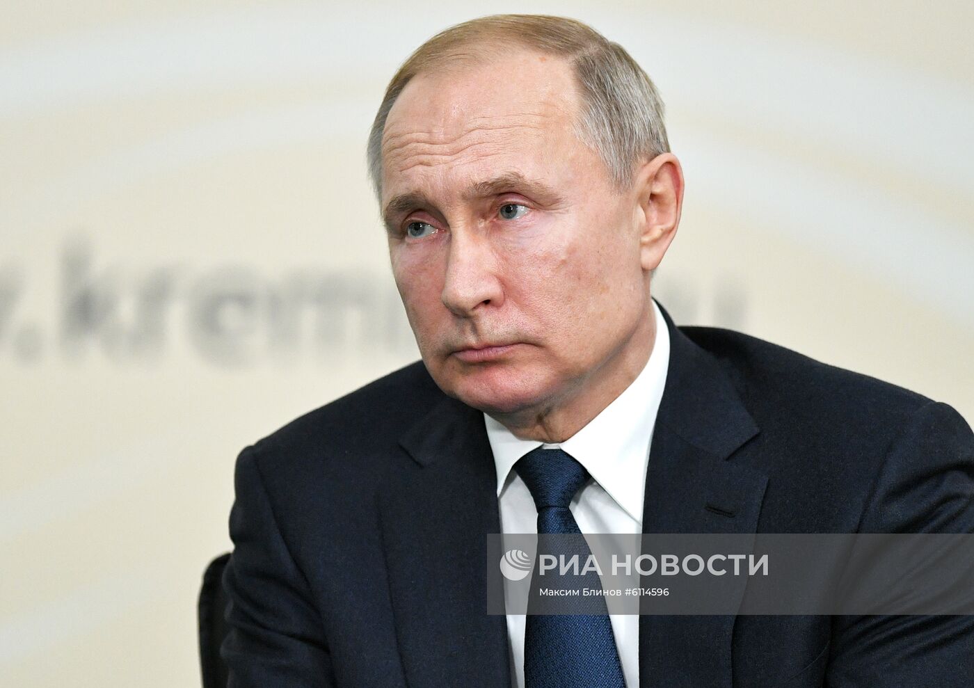 Рабочая поездка президента РФ В. Путина в Южный федеральный округ