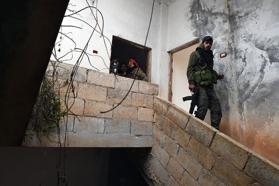 Освобожденный от боевиков поселок Сукейя в сирийской провинции Идлиб