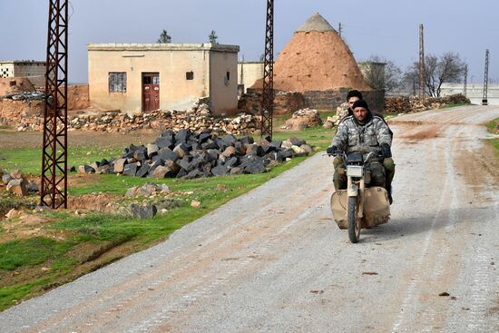 Освобожденный от боевиков поселок Сукейя в сирийской провинции Идлиб