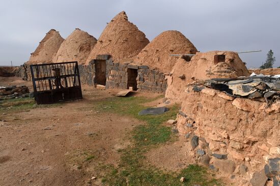 Освобожденный от боевиков поселок Сукейя в сирийской провинции Идлиб