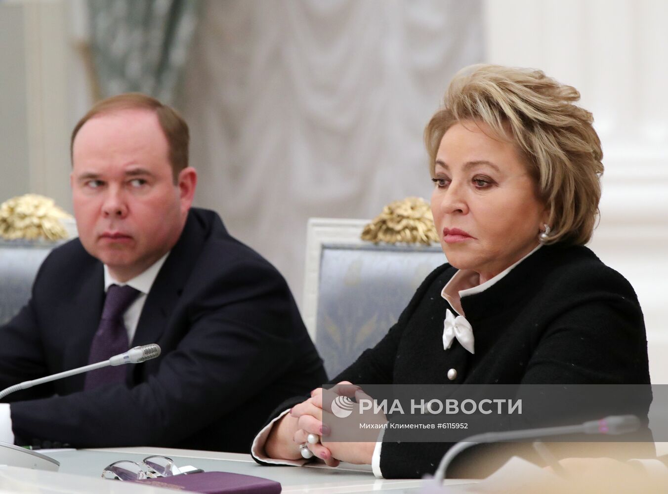 Президент РФ В. Путин встретился с руководством Госдумы РФ и Совета Федерации РФ