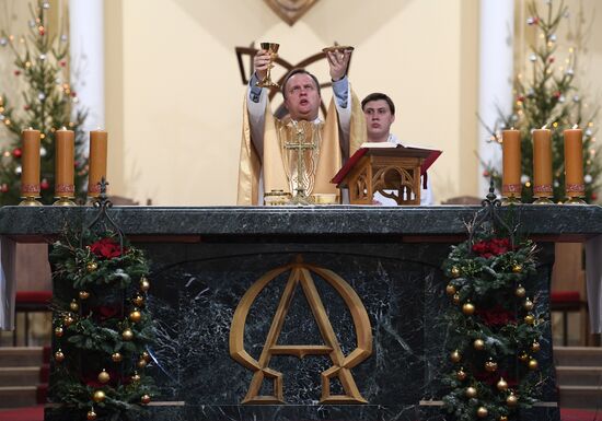 Празднование католического Рождества в Москве