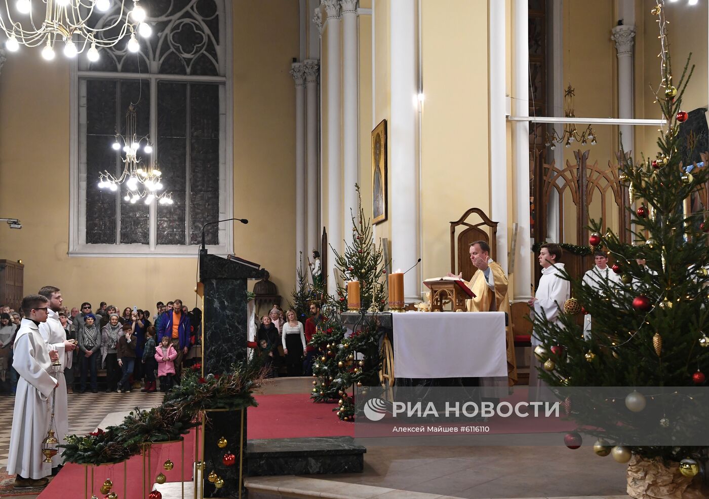 Празднование католического Рождества в Москве