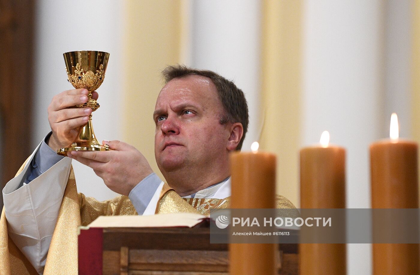 Празднование католического Рождества в Москве