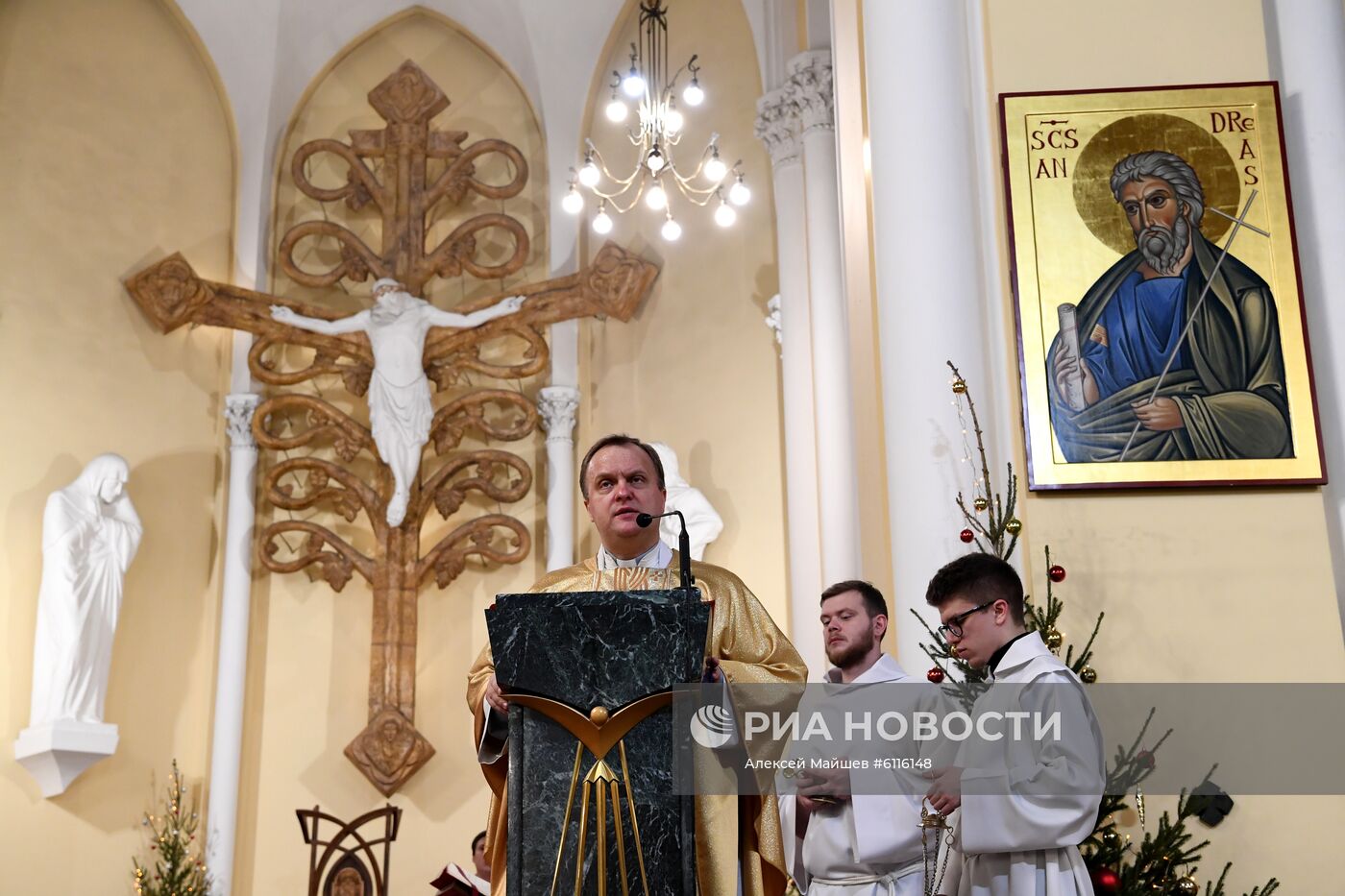 Празднование католического Рождества в Москве