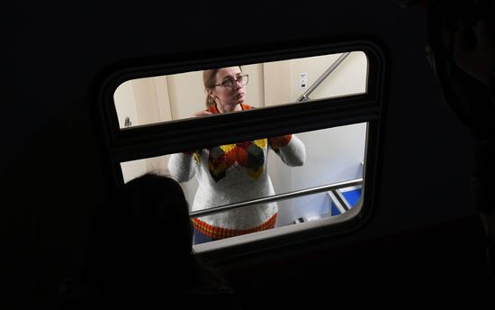 Отправление поезда "Таврия" из Москвы в Крым  