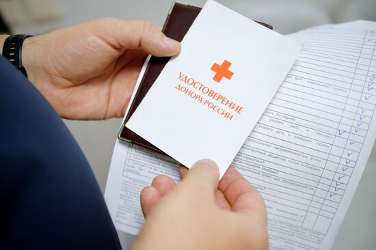 Новогодняя донорская акция "С Новым годом, Служба крови!" в Екатеринбурге