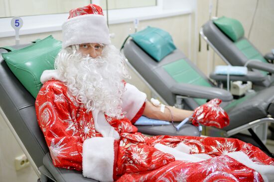 Новогодняя донорская акция "С Новым годом, Служба крови!" в Екатеринбурге