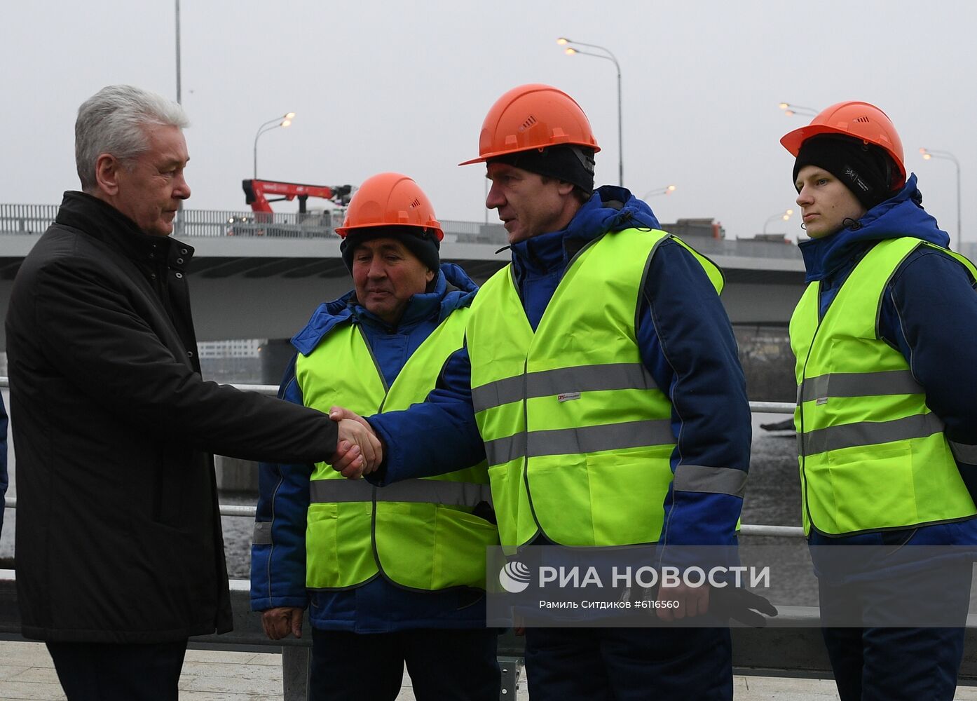 Открытие моста через Кожуховский затон на юго-востоке Москвы