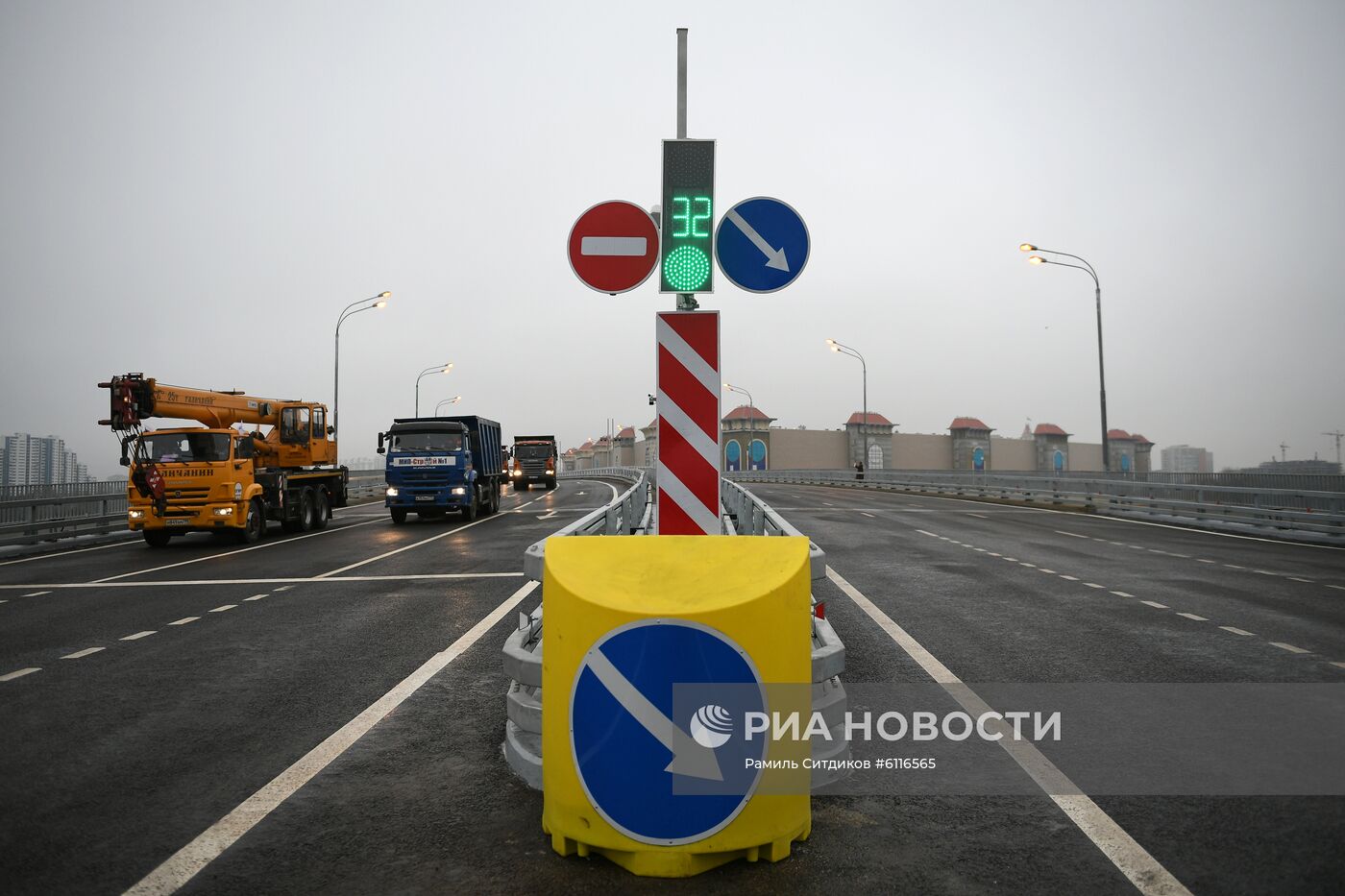 Открытие моста через Кожуховский затон на юго-востоке Москвы