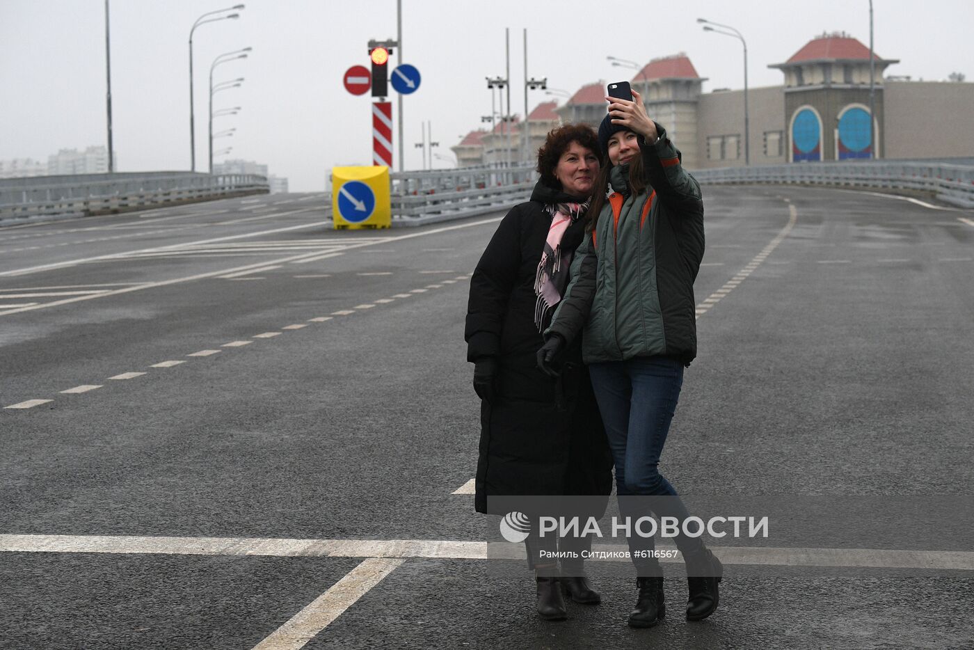 Открытие моста через Кожуховский затон на юго-востоке Москвы