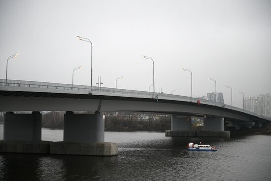 Открытие моста через Кожуховский затон на юго-востоке Москвы