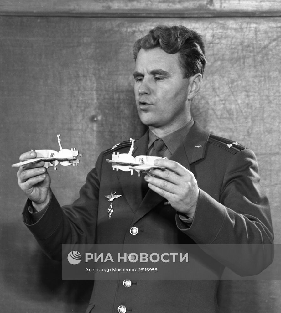 Летчик-космонавт Владимир Шаталов