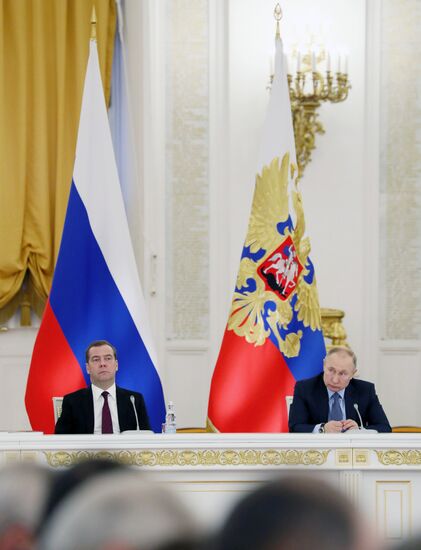 Президент РФ В. Путин провел заседание Госсовета по вопросам аграрной политики